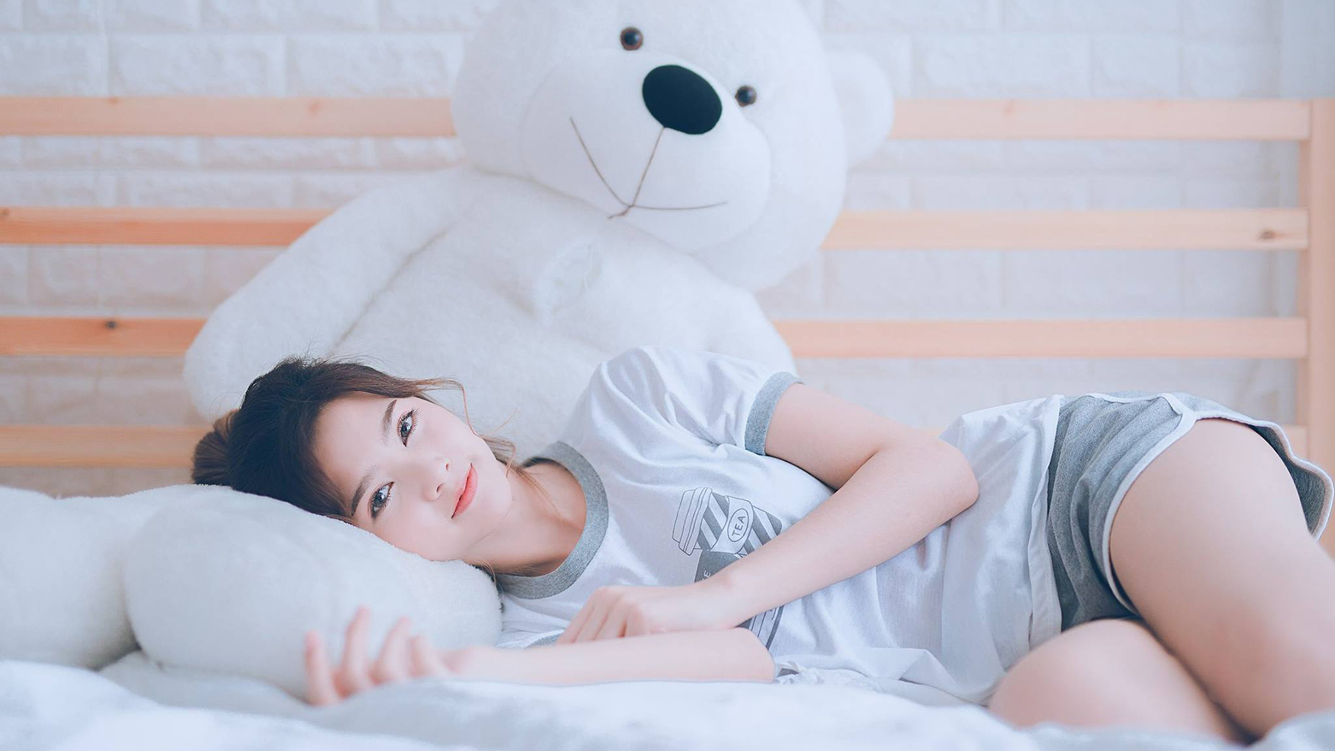 乐鱼官网-C罗带领球队晋级淘汰赛表现出色，c罗欧冠淘汰赛进球